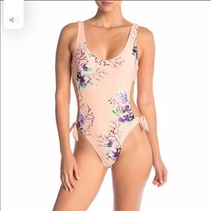 Rip Curl Sweet Nothing Floral One-Piece Swimsuit Size Small